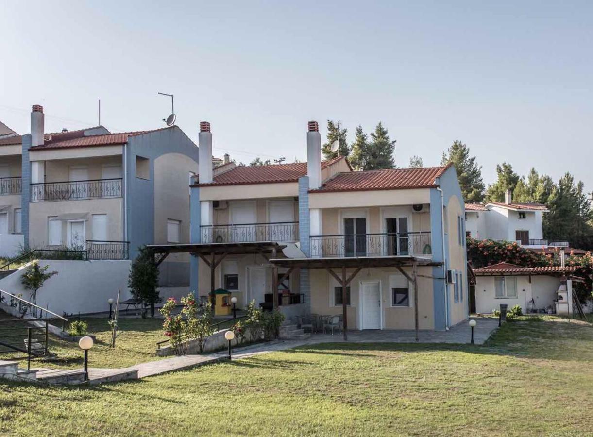 Mezoneta Elani Villa ซีวิรี ภายนอก รูปภาพ