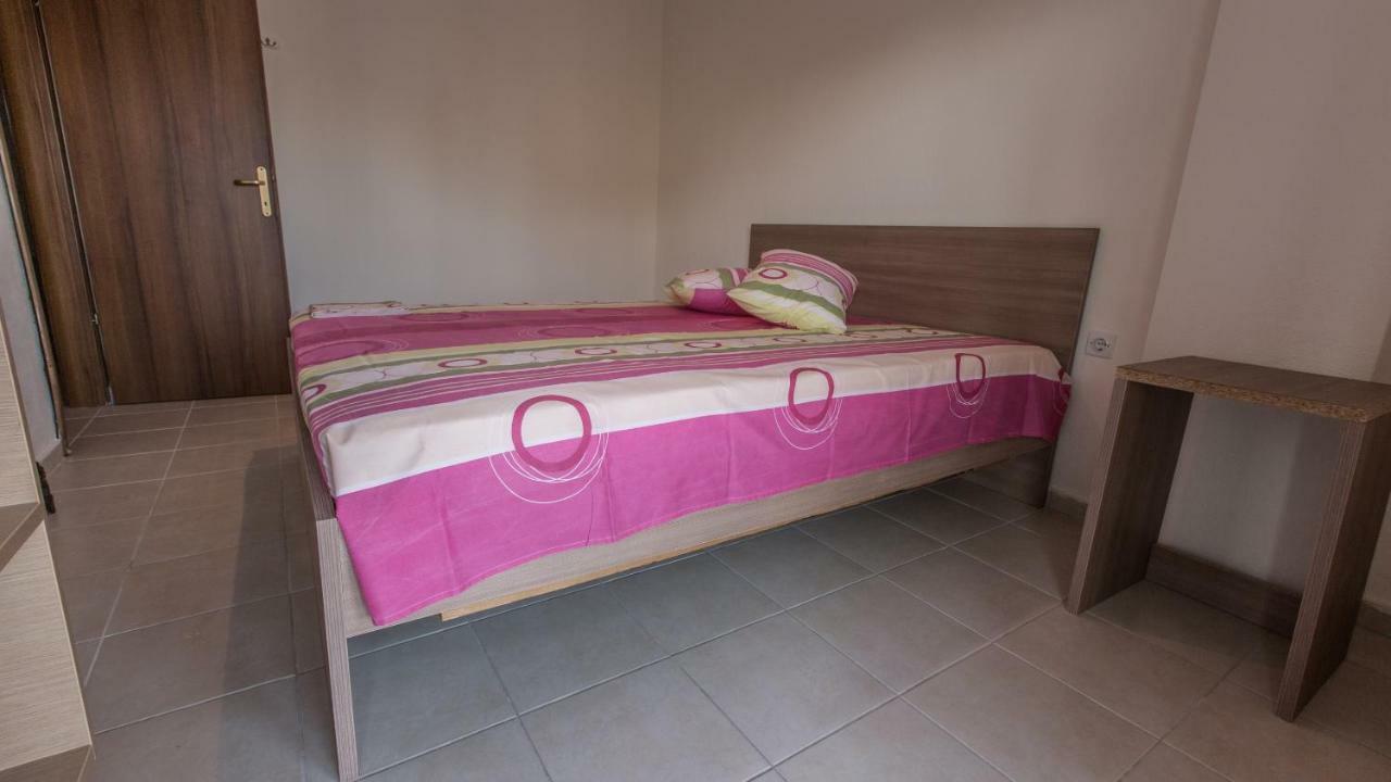 Mezoneta Elani Villa ซีวิรี ภายนอก รูปภาพ